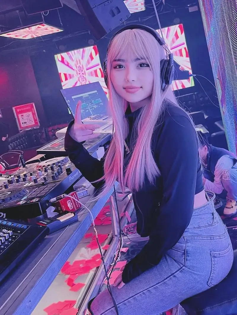 泰语女生说唱歌曲下载-节奏感十足、态度炸裂