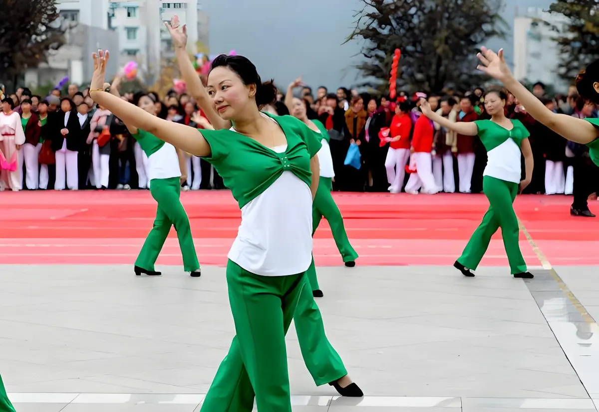 2025年广场舞歌曲通用舞蹈音乐mp3下载-中老年人广场舞视频mp4打包下载