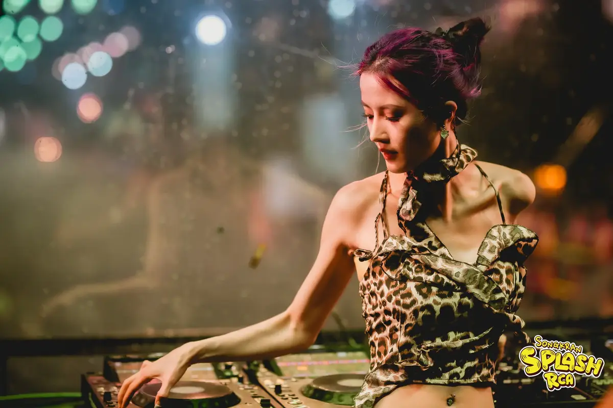 伤感网络歌曲下载-为你疗伤，抚慰你的心灵