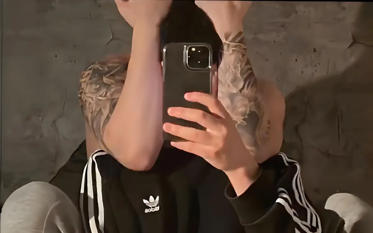 凉太花臂的视频高清视频在哪里看?-花臂夫夫独家更新无广告版-凉太花臂不需要解压的视频-纹身夫夫虐恋情感历程合集完整版-视觉美学新标杆,叙事张力拉满,情绪共振的免费观看无删减